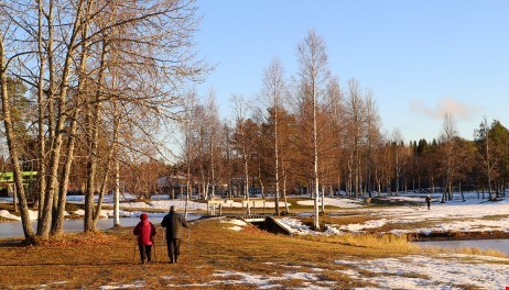 Hälsans stig vid badsjön