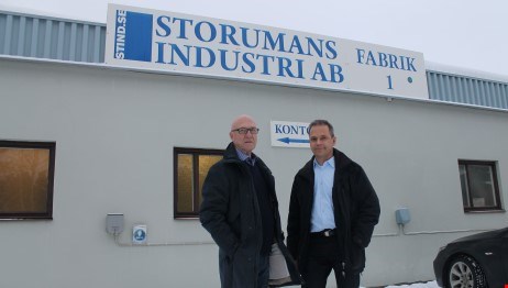 Gamla och nya ägaren till Storuman industrier