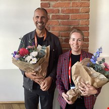 På bilden syns Ulrik Dahlgren och Elin Pietroni, stadsdirektör på Umeå kommun.