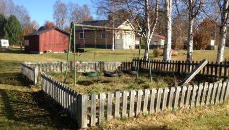 Lekplats i dåligt skick